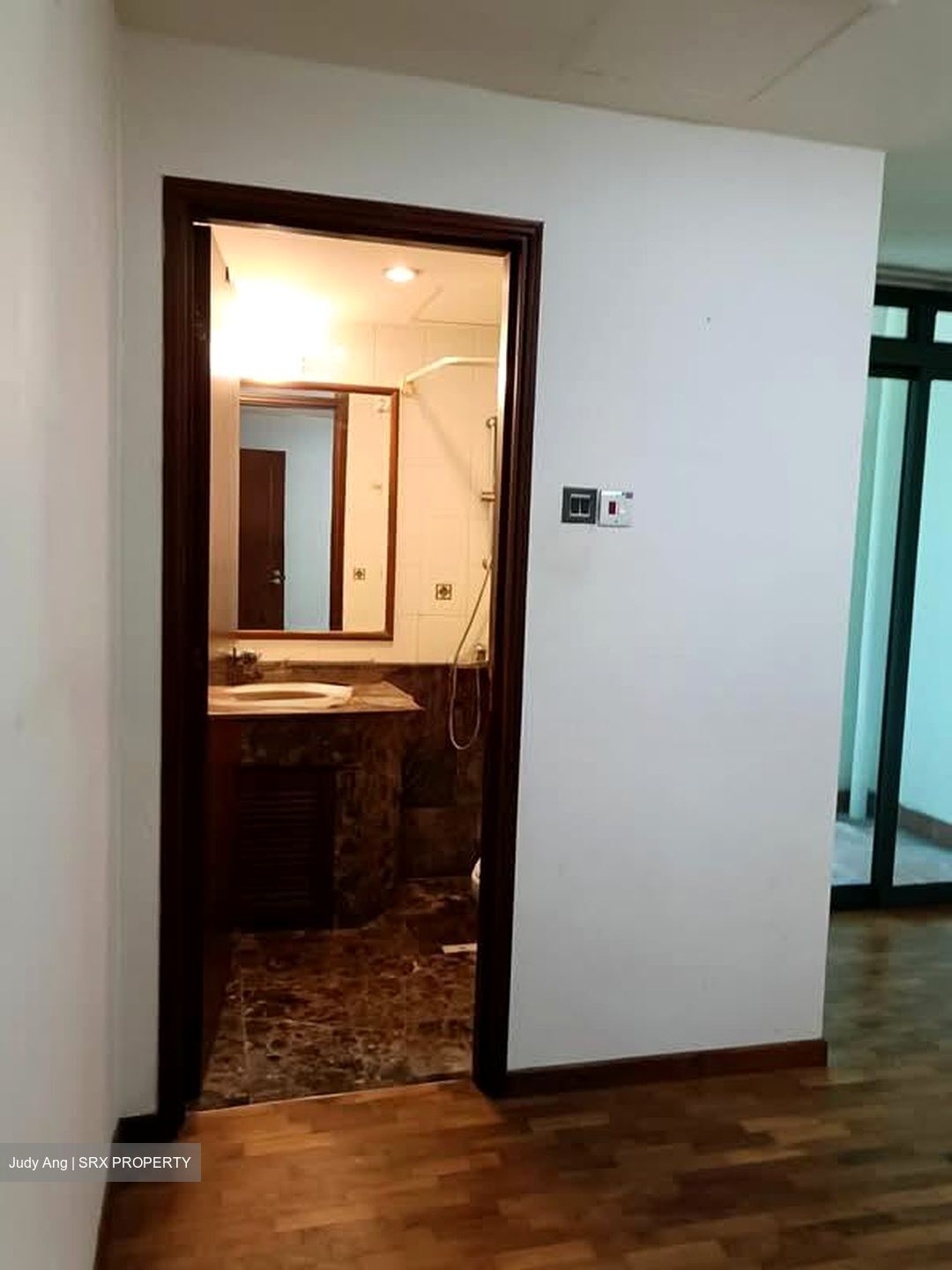 Holland Road (D10), Condominium #559743311